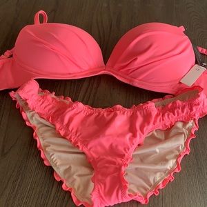 NWT Victoria’s Secret swimsuit